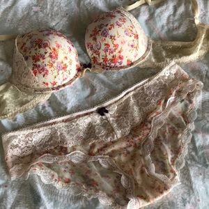 Dream angels bra panty set